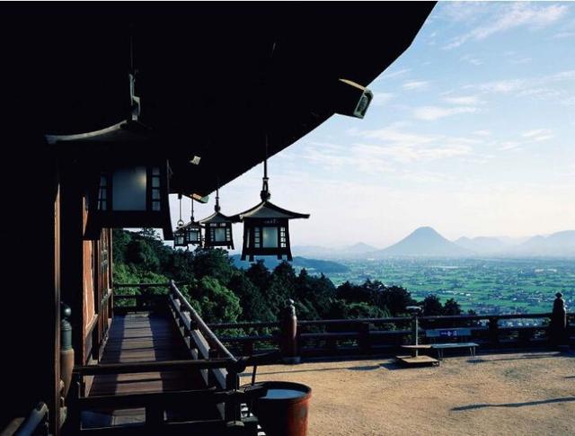 神说：你不能玩《宝可梦》！日本神社再发禁令